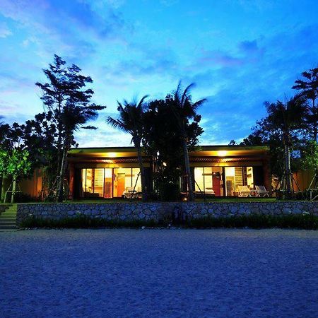 Capstone Resort Haad Chao Samran Exterior foto