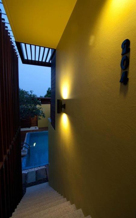 Capstone Resort Haad Chao Samran Exterior foto